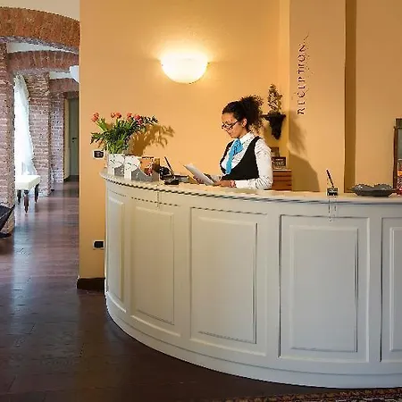 Cascina Di Corte Венария-Реале
