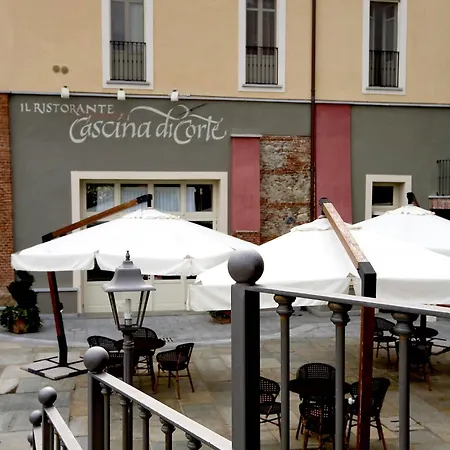 Cascina Di Corte Hotel 3*