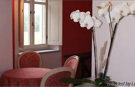 Cascina Di Corte Hotel