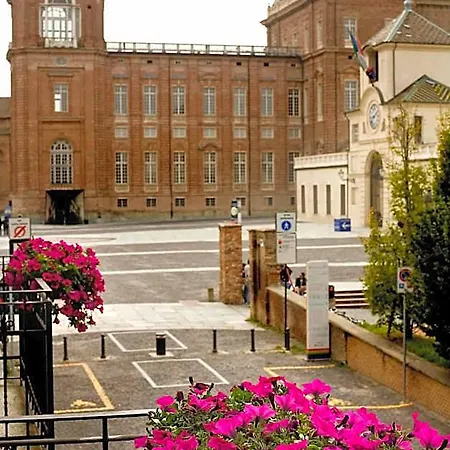 Cascina Di Corte Hotel